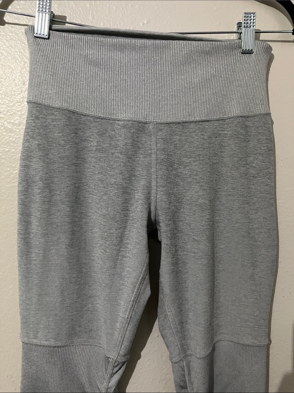Alo High Waist Goddess Leggings - Picture 7 of 8